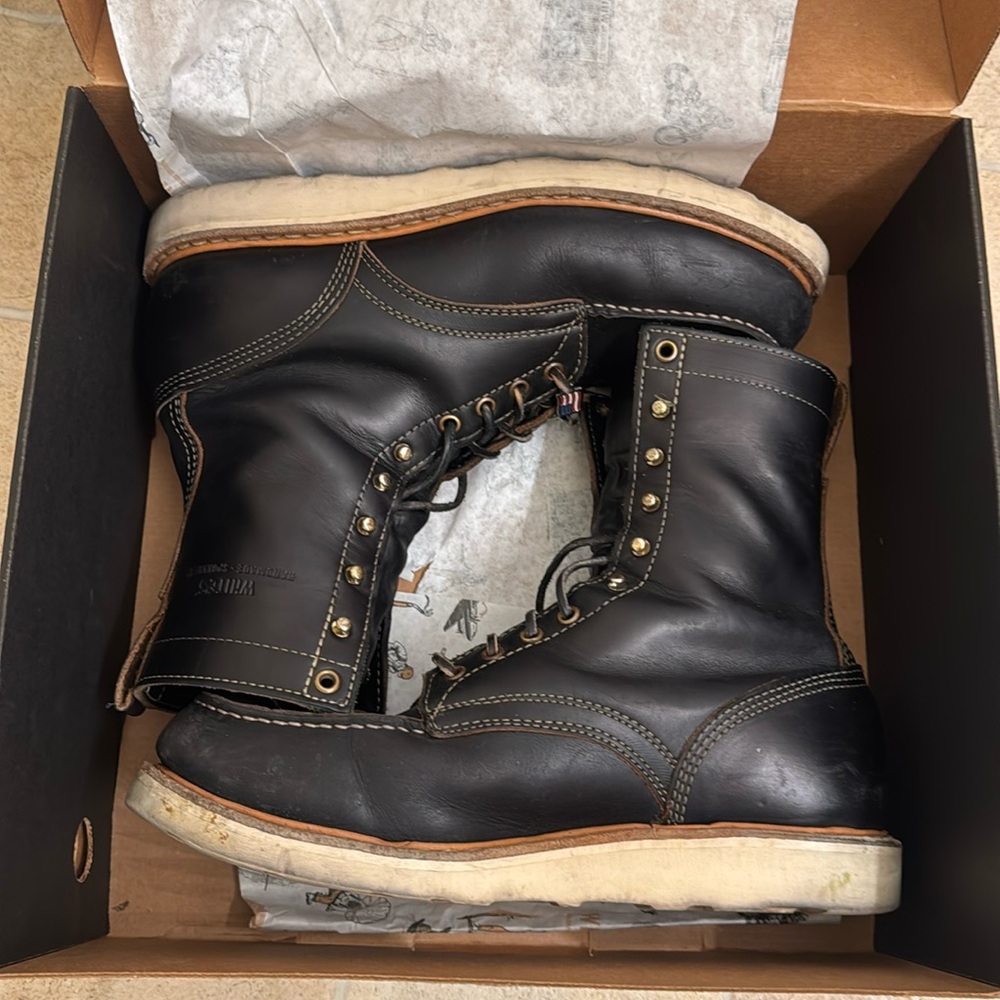 Whites boots Perry selects